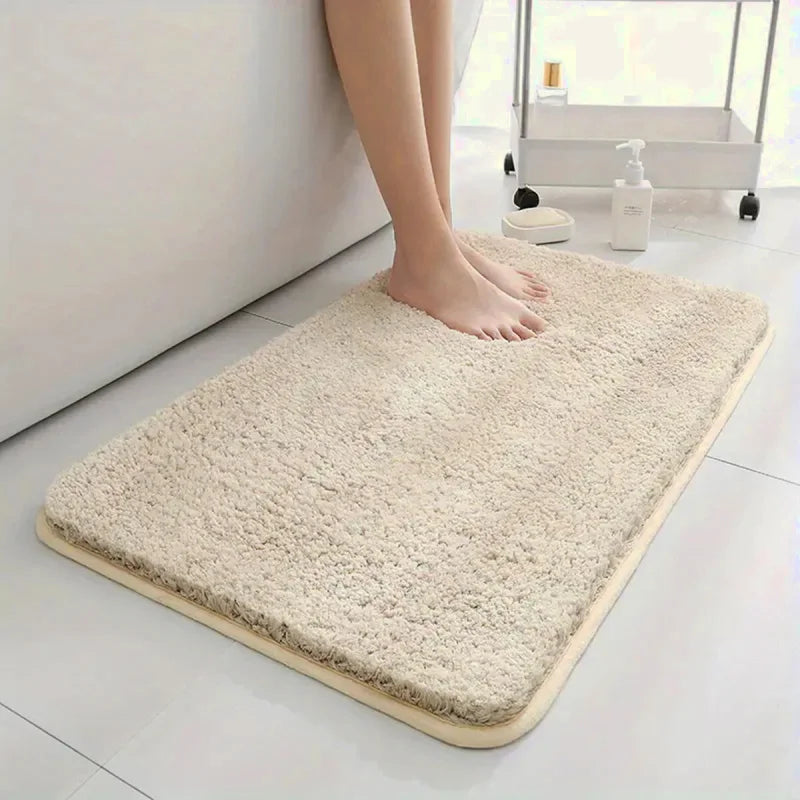 Tapis douche absorbant et antidérapant à séchage rapide, idéal pour sortie de douche, confort optimal et salle de bain sécurisée.