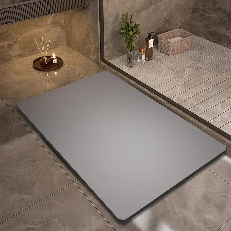 Tapis pour salle de bain grande taille absorbant et antidérapant, séchage rapide, idéal pour couvrir un grand espace avec confort et sécurité.